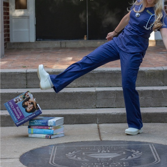 Dansko “Professional Box” Clogs - Picture 5 of 5